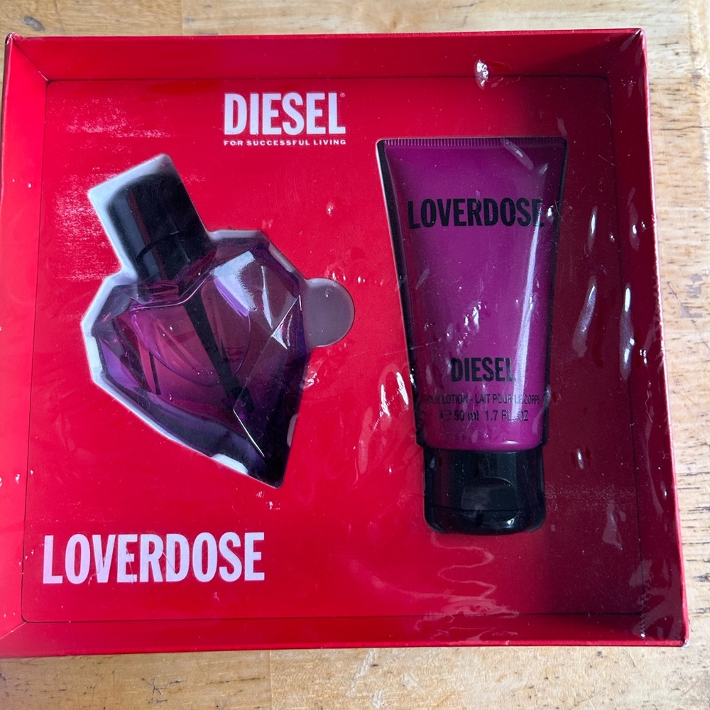 Diesel 1oz Loverdose perfume with 1.7 oz scented lotion.